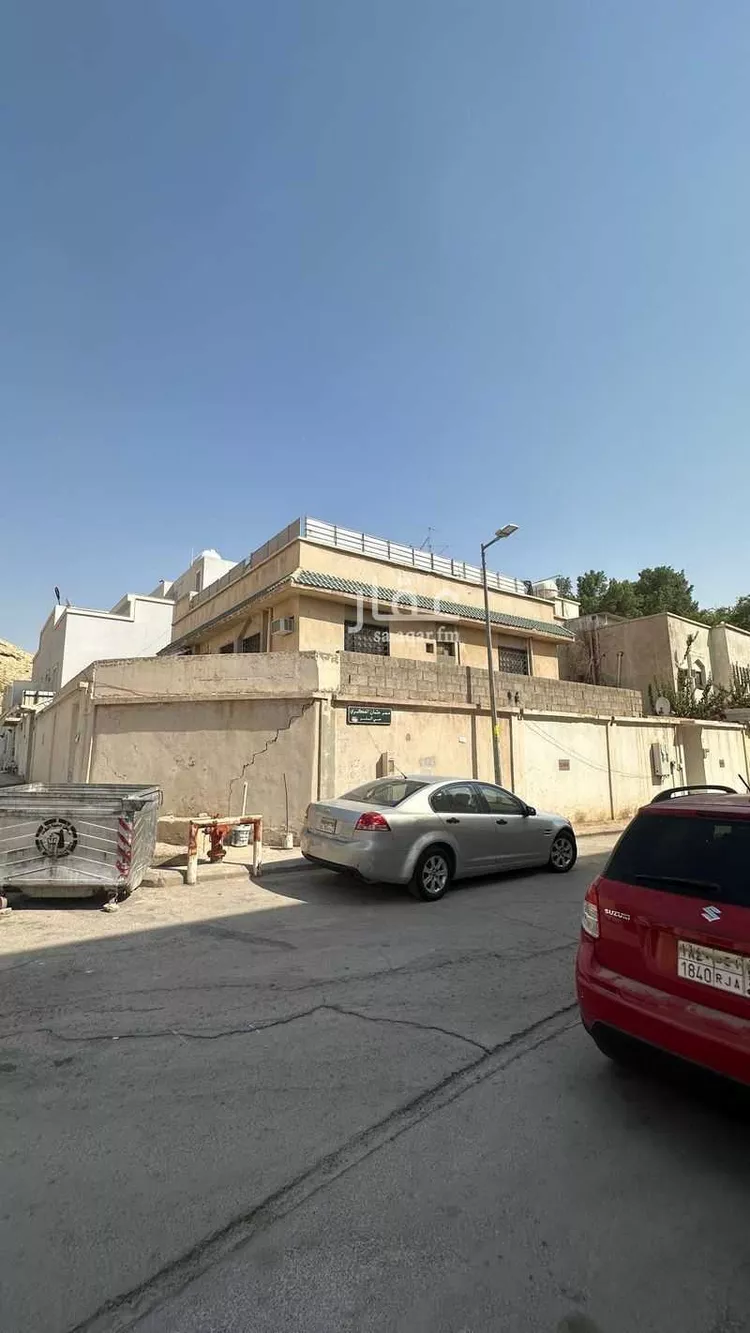 عمارة للبيع في شارع عثمان العكبري, حي الملز, مدينة الرياض, منطقة الرياض صورة 5