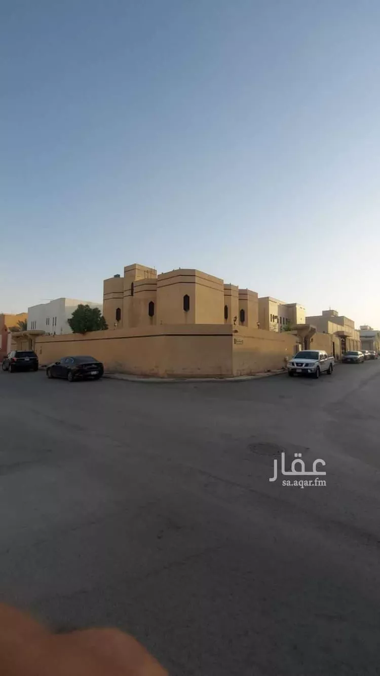 فيلا للبيع في شارع عبدالله الوعيل, حي السويدي الغربي, مدينة الرياض, منطقة الرياض صورة 2