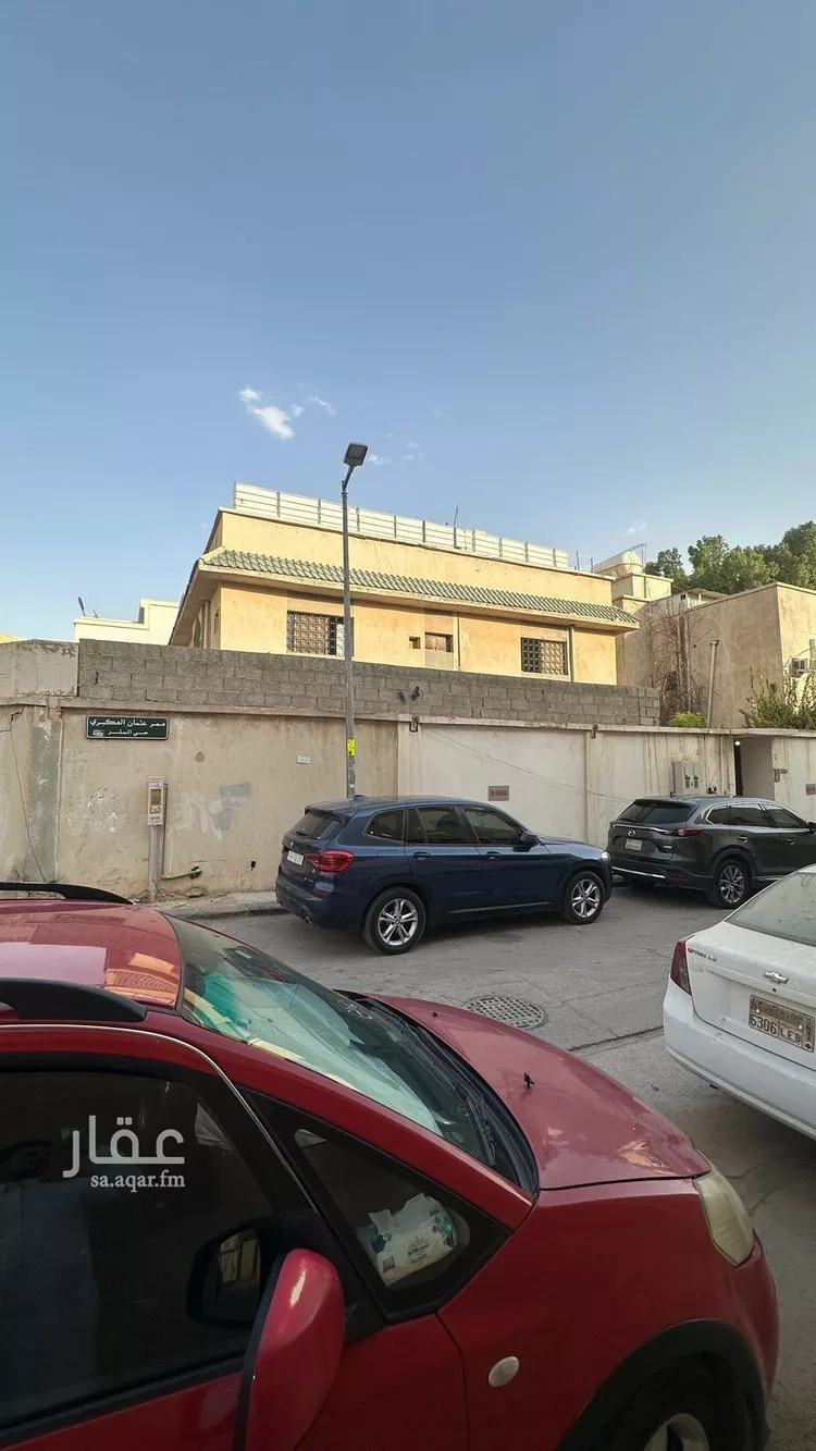 فيلا للبيع في شارع عثمان العكبري, حي الملز, مدينة الرياض, منطقة الرياض صورة 3