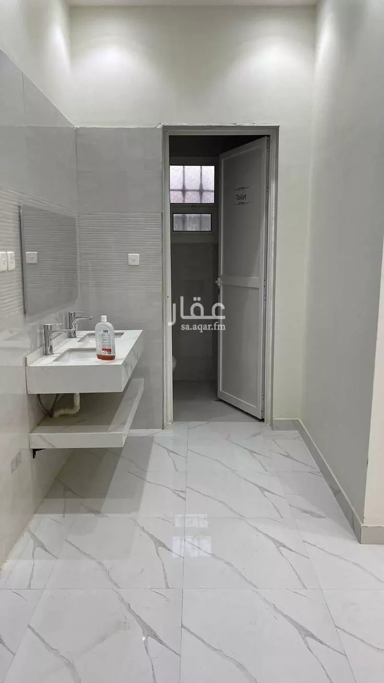 شقة للإيجار في شارع ابن سعد الكاتب ، حي الشرق ، الرياض ، منطقة الرياض صورة 3