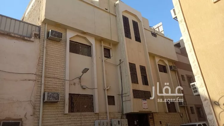 عمارة للبيع في شارع عبدالمحسن ابابطين, حي الشميسي, مدينة الرياض, منطقة الرياض