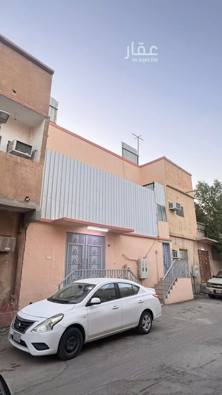 عمارة للبيع في شارع الدوح, حي الجرادية, مدينة الرياض, منطقة الرياض