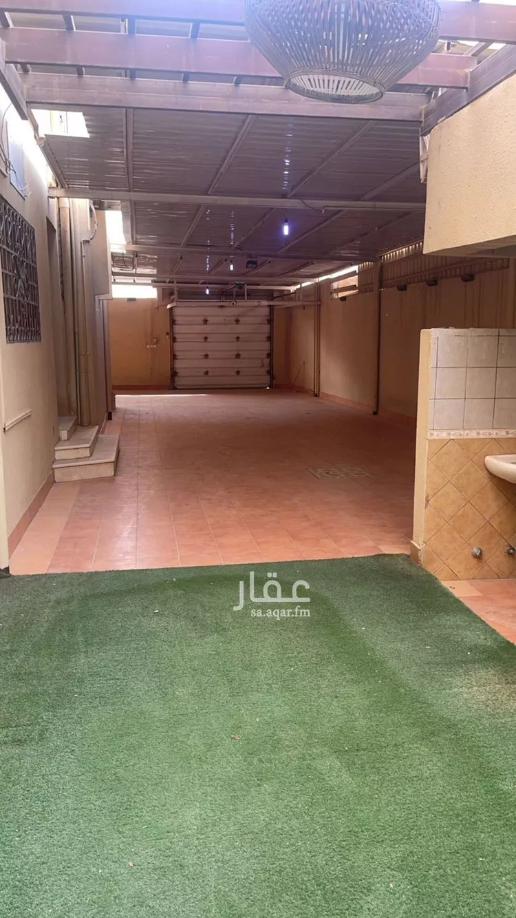 فيلا للبيع في شارع أحمد الغزي, حي ظهرة البديعة, مدينة الرياض, منطقة الرياض صورة 5