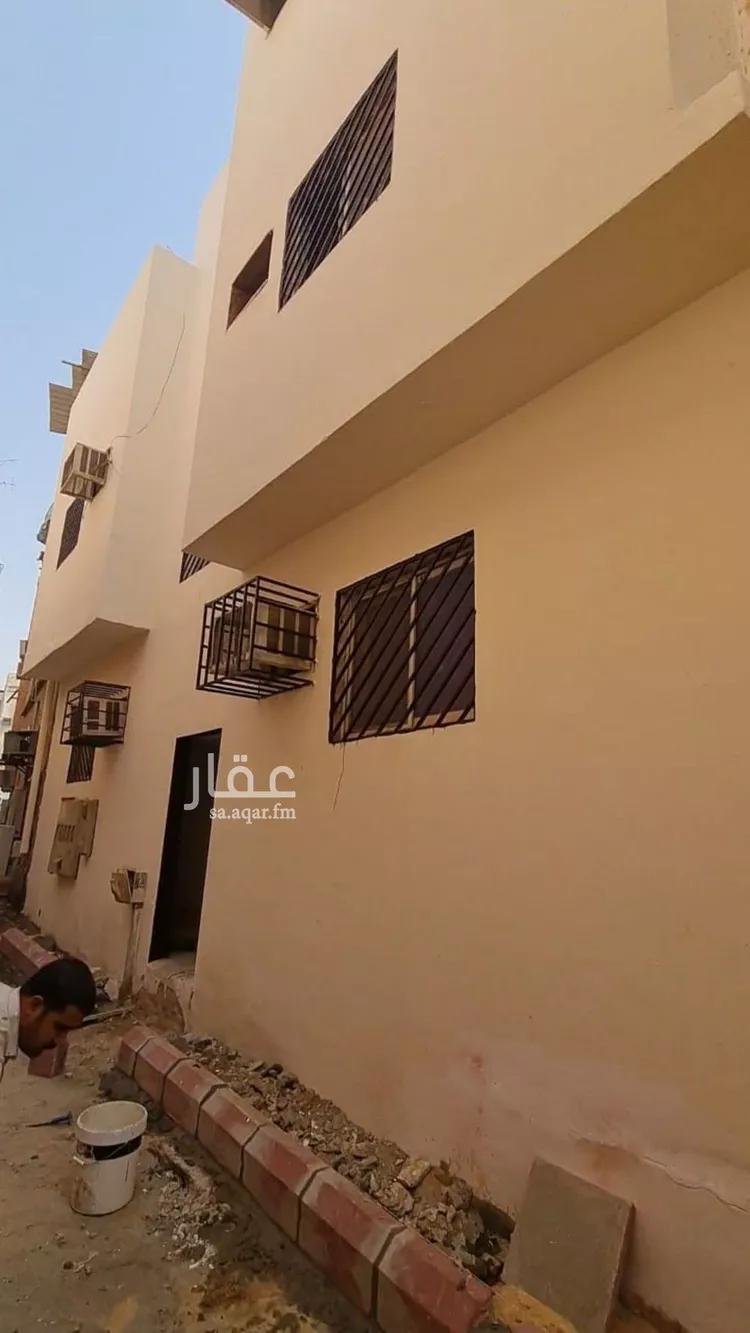 عمارة للبيع في شارع عين الحواس, حي المرقب, مدينة الرياض, منطقة الرياض