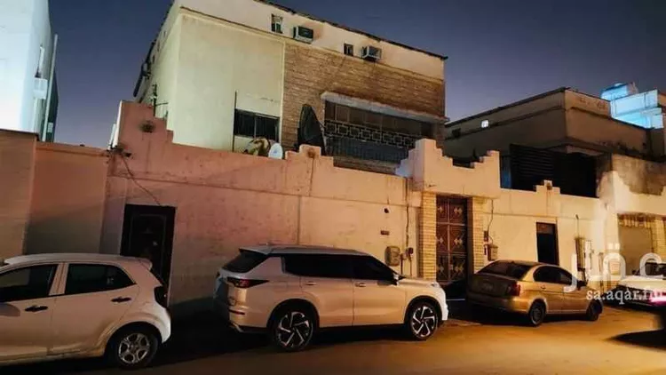 Building for Sale in Riyadh Al Malaz