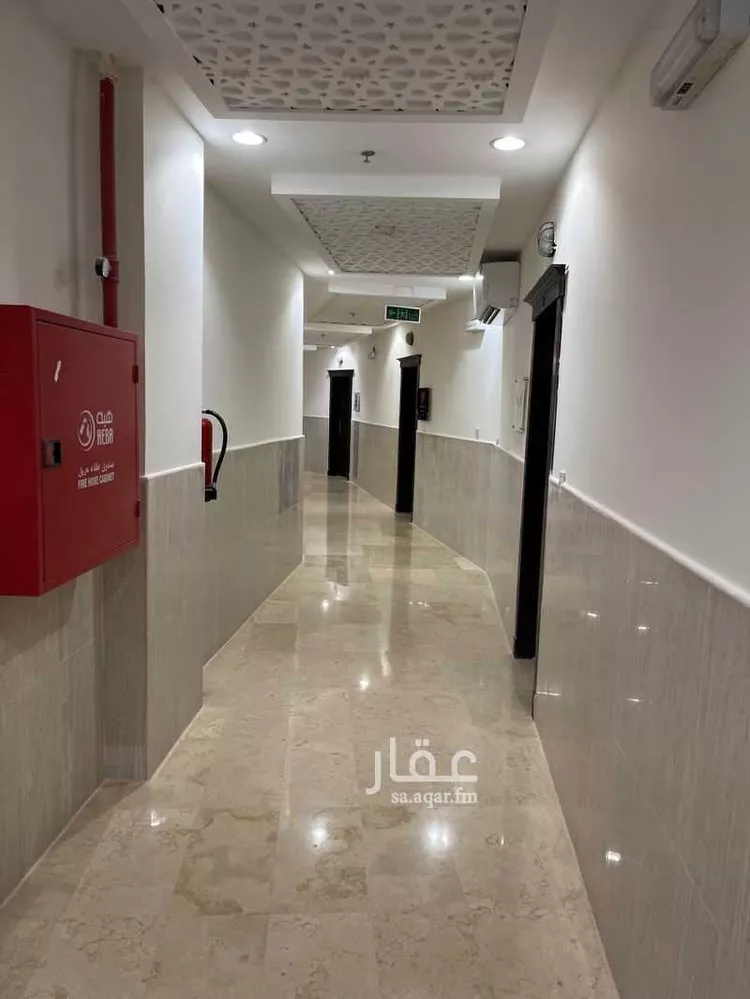 مكتب تجاري للإيجار في شارع عبد المجيد, حي الشراع, مدينة جدة, منطقة مكة المكرمة صورة 2