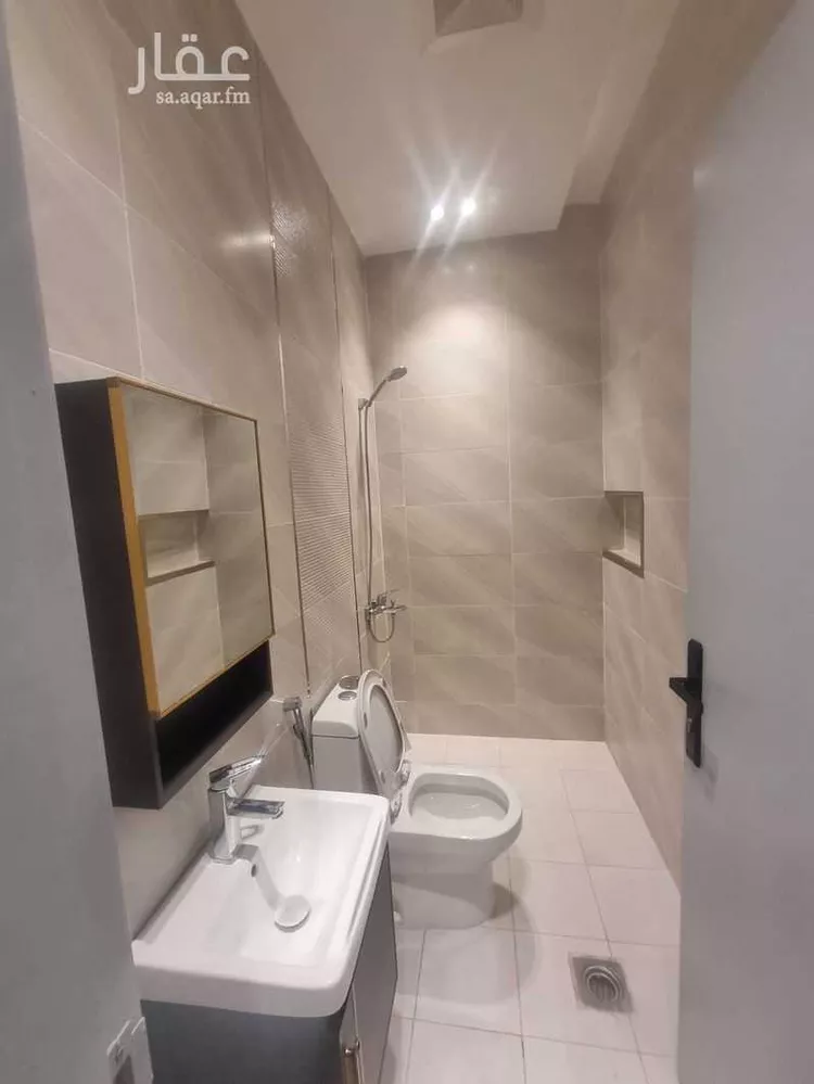 شقة للإيجار في شارع ابن قدامه ، حي السلامة ، جدة ، جدة صورة 3