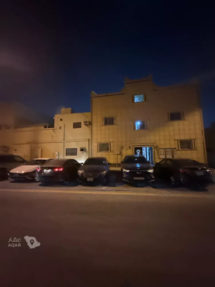 عمارة للبيع في شارع الفيصلية 56, حي الفيصلية, مدينة الدرعية, منطقة الرياض 2