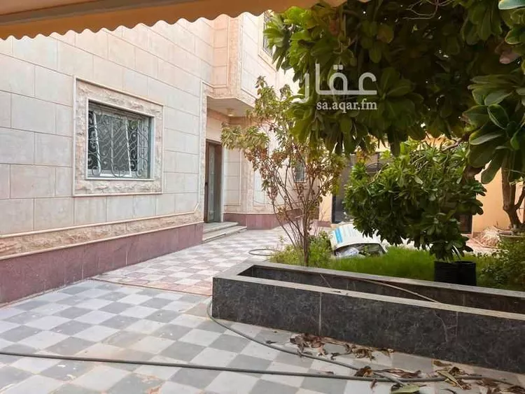 فيلا للبيع في شارع العذيب, حي إشبيلية, مدينة الرياض, منطقة الرياض صورة 5