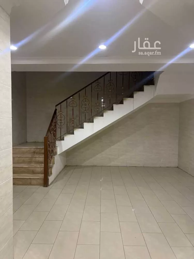 عمارة للبيع في شارع الشيخ عمر بن عبداللطيف بن عبدالرحمن, حي ظهرة البديعة, مدينة الرياض, منطقة الرياض صورة 3