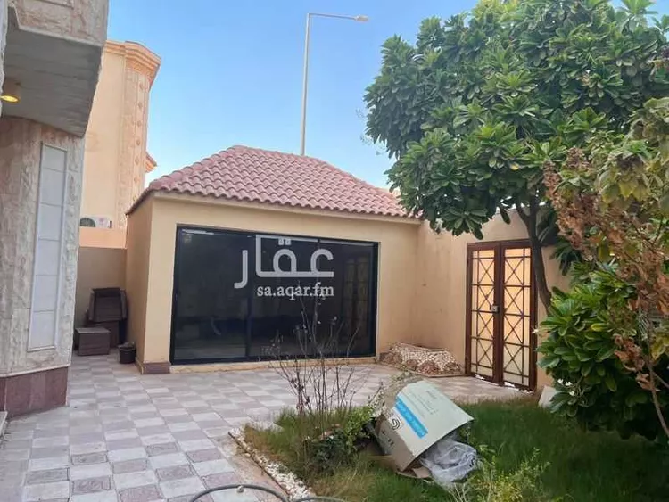 فيلا للبيع في شارع العذيب, حي إشبيلية, مدينة الرياض, منطقة الرياض صورة 4