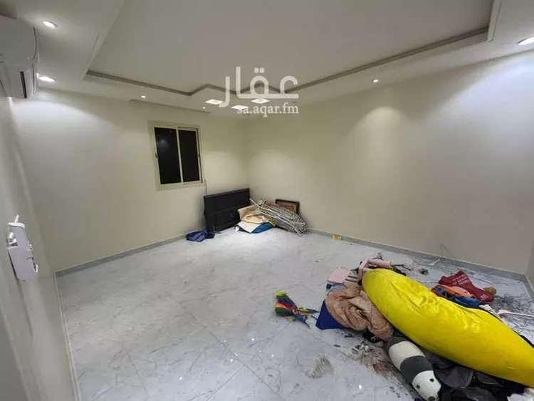 بيت للإيجار في شارع محمد بن أبي السعادات ، حي عريض ، الرياض ، منطقة الرياض 7