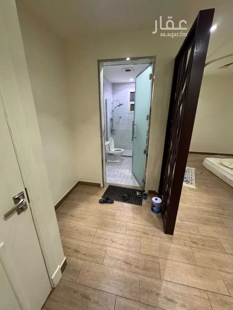 بيت للإيجار في شارع محمد بن أبي السعادات ، حي عريض ، الرياض ، منطقة الرياض 8