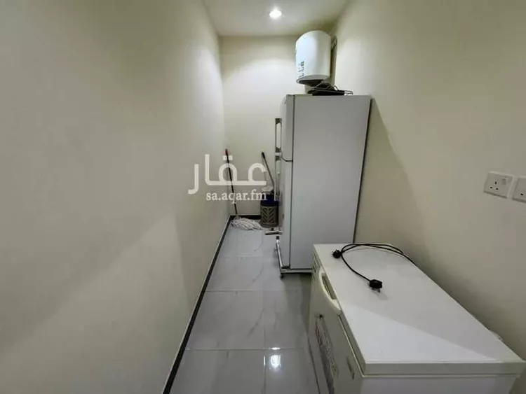 بيت للإيجار في شارع محمد بن أبي السعادات ، حي عريض ، الرياض ، منطقة الرياض