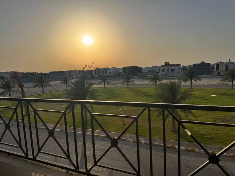 شقة للبيع في شارع انس ابن مالك, حي الشعلة, مدينة الدمام, المنطقة الشرقية صورة 4