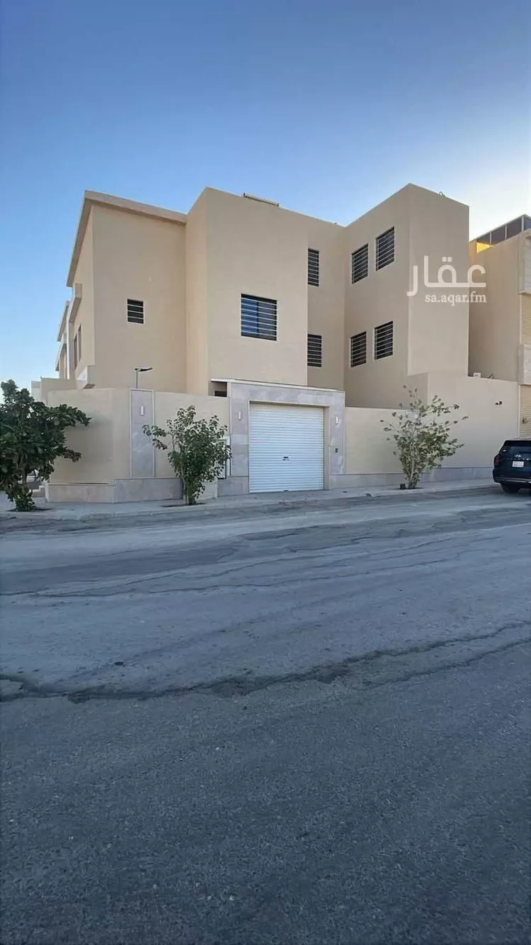 فيلا للبيع في شارع إسماعيل الصائغ, حي المهدية, مدينة الرياض, منطقة الرياض