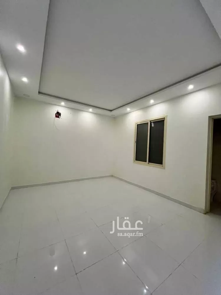 فيلا للبيع في شارع أبي جعفر المسلمي, حي المهدية, مدينة الرياض, منطقة الرياض صورة 5