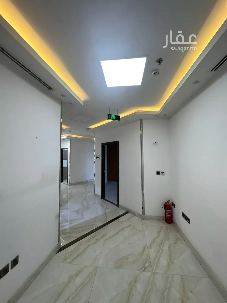 مكتب تجاري للإيجار في شارع الامير عبدالعزيز بن مساعد بن جلوي, حي العليا, مدينة الرياض, منطقة الرياض صورة 2
