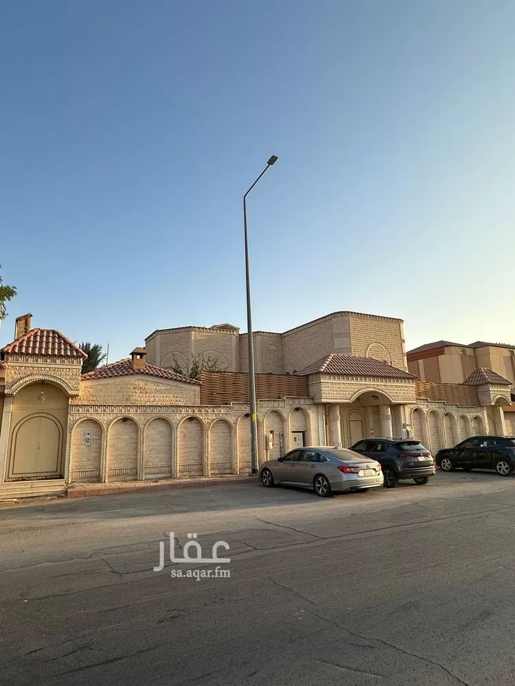 فيلا للبيع في شارع دخنة, حي النهضة, مدينة الرياض, منطقة الرياض صورة 2