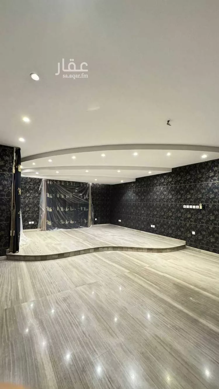 فيلا للبيع في شارع عمر بن الخطاب, حي عكرمة, مدينة الطائف, منطقة مكة المكرمة