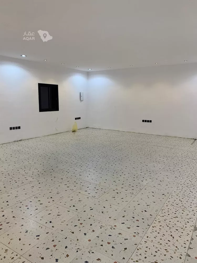 مكتب تجاري للإيجار في شارع أبي عبيدة عامر بن الجراح, حي السعادة, مدينة الرياض, منطقة الرياض 5