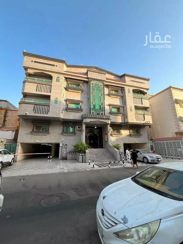 عمارة للبيع في شارع عباد ابن بشير, حي الصفاء, مدينة جدة, منطقة مكة المكرمة
