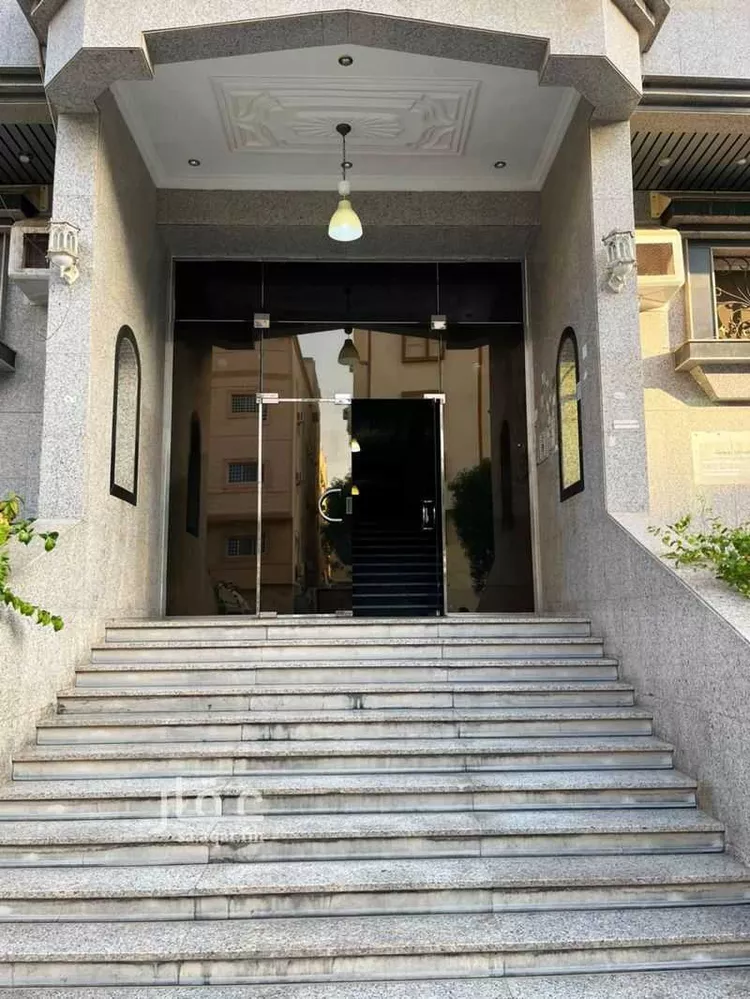 عمارة للبيع في شارع عباد ابن بشير, حي الصفاء, مدينة جدة, منطقة مكة المكرمة صورة 2