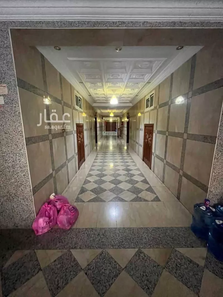 عمارة للبيع في شارع عباد ابن بشير, حي الصفاء, مدينة جدة, منطقة مكة المكرمة صورة 3