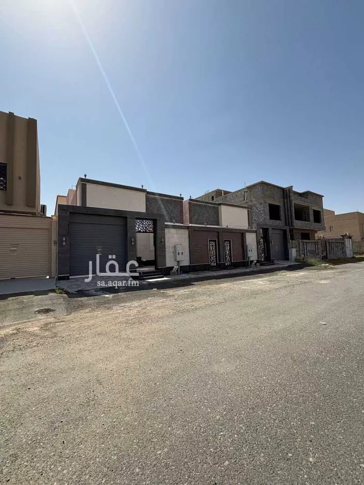فيلا للبيع في شارع الصحراوي, حي الوفاء, مدينة جدة, منطقة مكة المكرمة 1 صورة