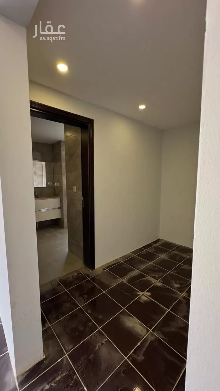 فيلا للبيع في شارع محمد بن عبدالملك بن صالح, حي الرياض, مدينة جدة, منطقة مكة المكرمة صورة 2