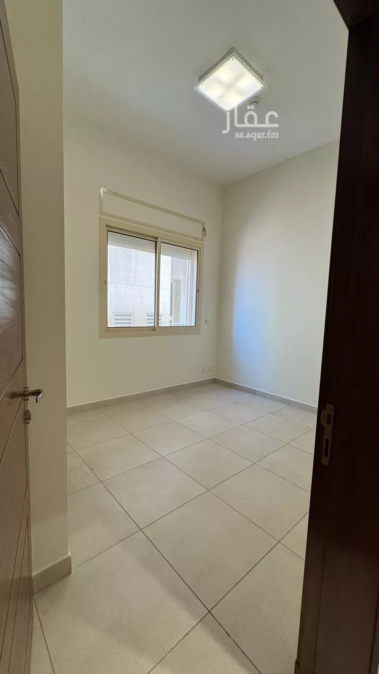 شقة للإيجار في شارع عامر بن كعب, حي السلامة, مدينة جدة, منطقة مكة المكرمة صورة 3