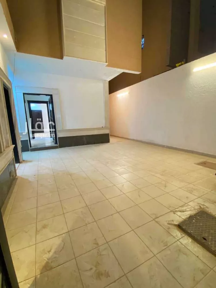 فيلا للبيع في شارع جبل المدار ، حي العزيزية ، الرياض ، منطقة الرياض 20