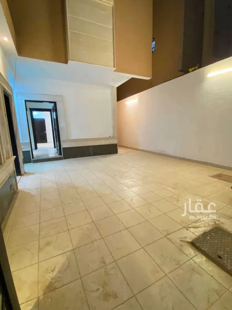 فيلا للبيع في شارع جبل المدار ، حي العزيزية ، الرياض ، منطقة الرياض 12