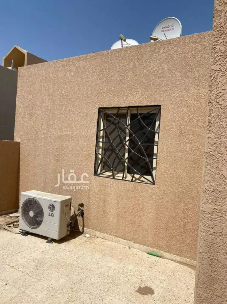 فيلا للبيع في شارع جبل المدار ، حي العزيزية ، الرياض ، منطقة الرياض صورة 2