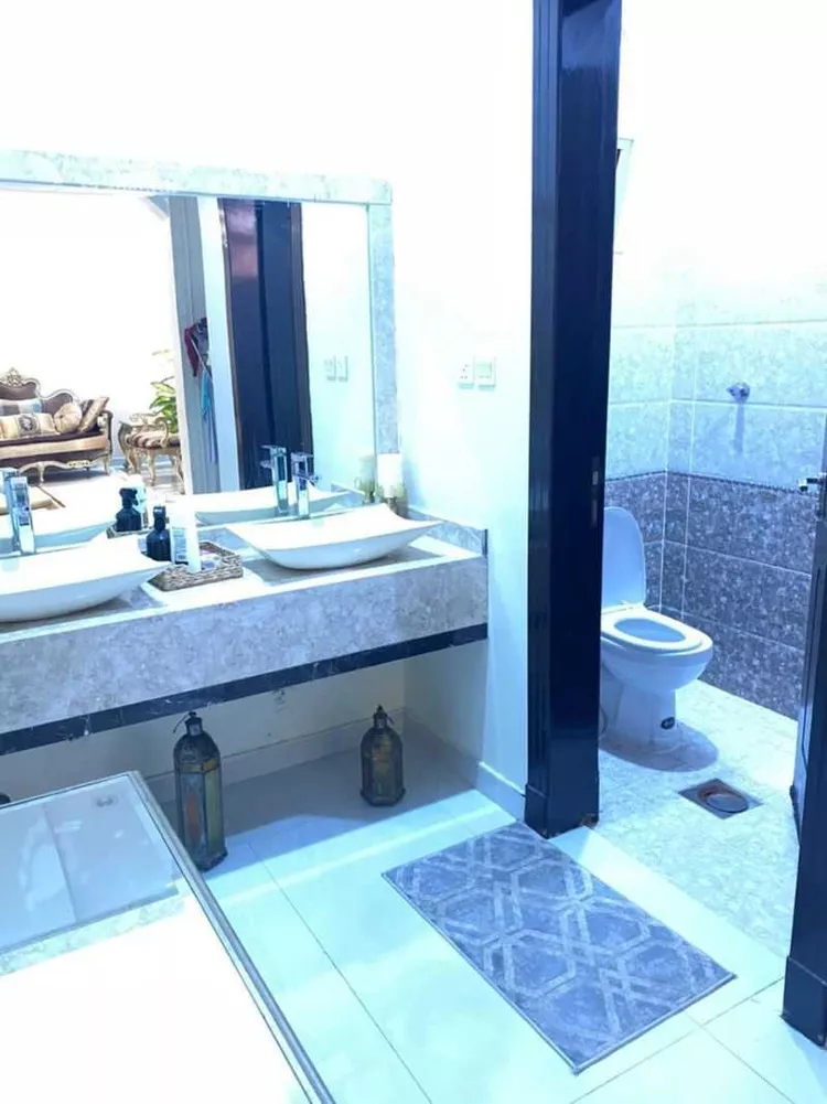 فيلا للبيع في شارع جبل المدار ، حي العزيزية ، الرياض ، منطقة الرياض صورة 4