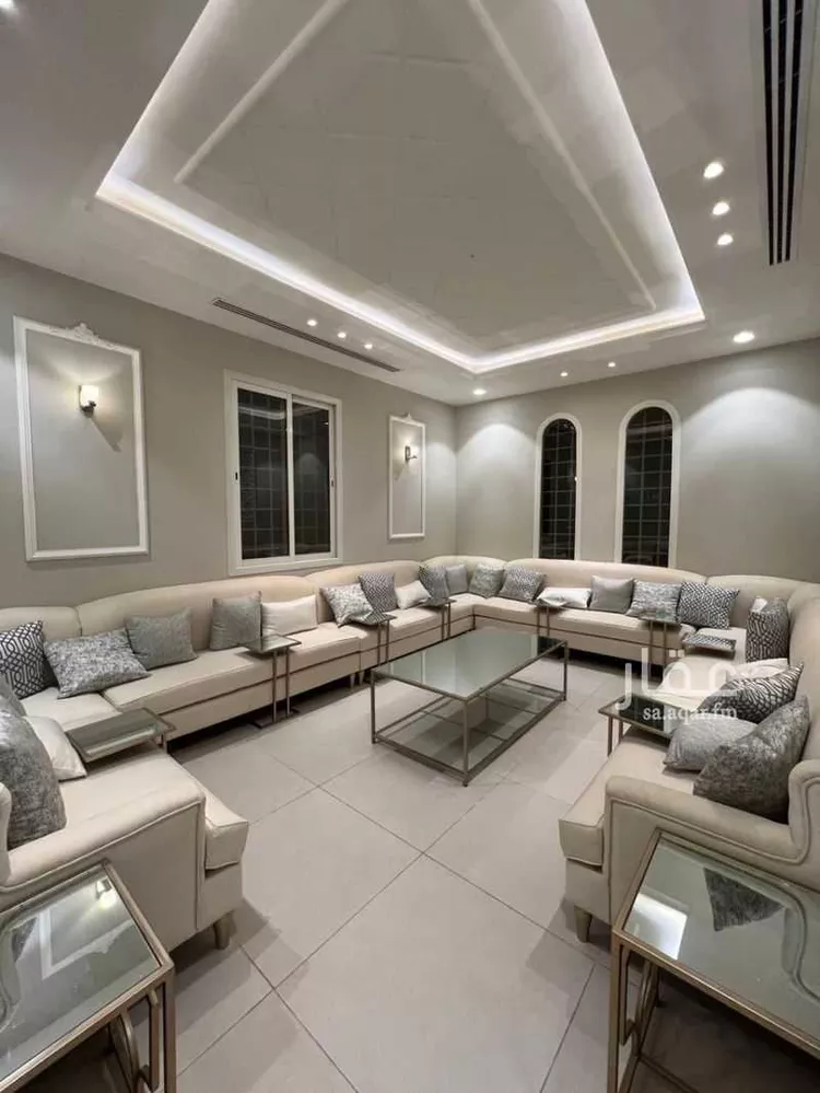 فيلا للإيجار في شارع ابن اللحام الحنبلي, حي المهدية, مدينة الرياض, منطقة الرياض