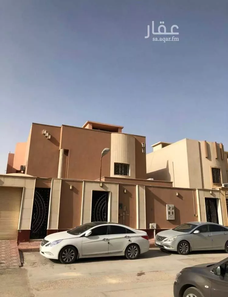 فيلا للبيع في شارع رقم 32, حي العزيزية, مدينة الرياض, منطقة الرياض صورة 4