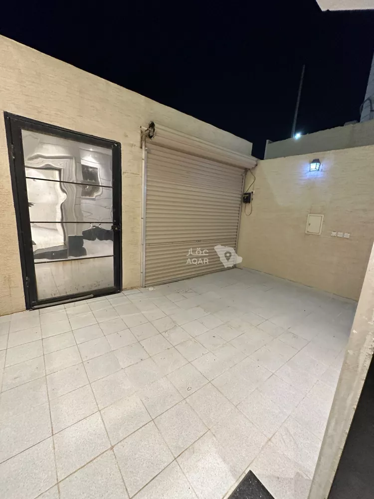 فيلا للبيع في شارع رقم 329, حي المونسية, مدينة الرياض, منطقة الرياض 6