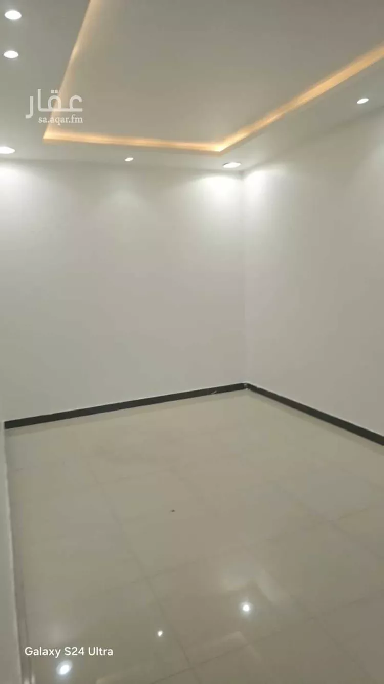 فيلا للبيع في شارع الجدي, حي اليرموك, مدينة الرياض, منطقة الرياض صورة 2