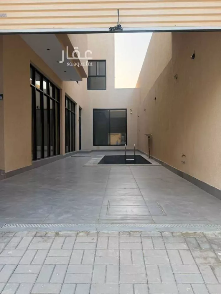 فيلا للبيع في شارع الملقا, حي ظهرة لبن, مدينة الرياض, منطقة الرياض صورة 2