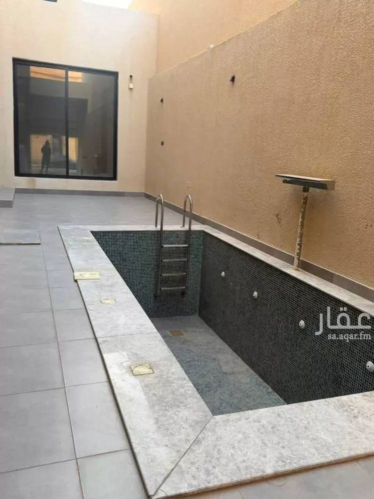 فيلا للبيع في شارع الملقا, حي ظهرة لبن, مدينة الرياض, منطقة الرياض 18