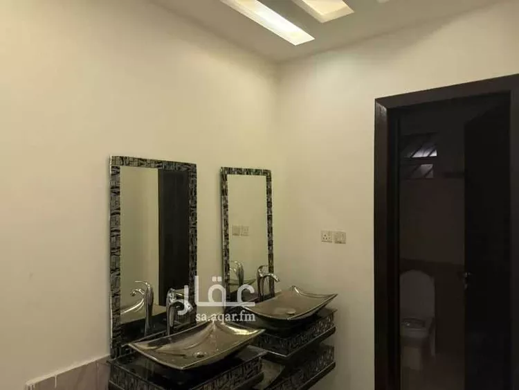 شقة للإيجار في شارع ثادق, حي ظهرة لبن, مدينة الرياض, منطقة الرياض