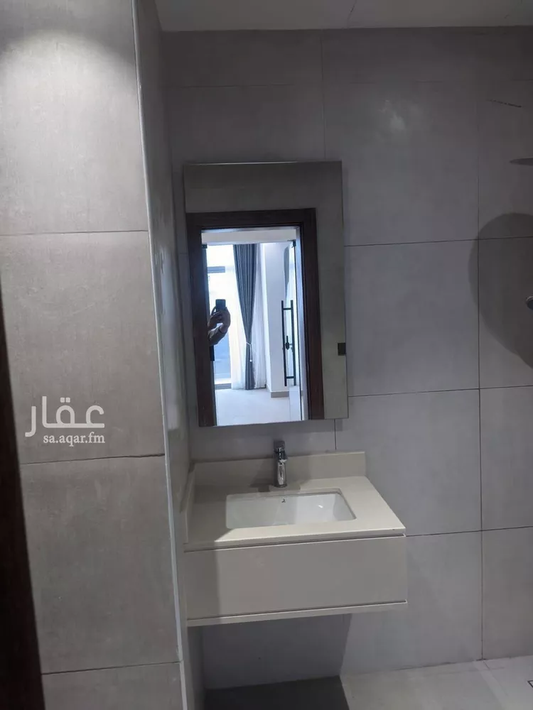 شقة للبيع في شارع وادي حقيل, حي الصحافة, مدينة الرياض, منطقة الرياض 7