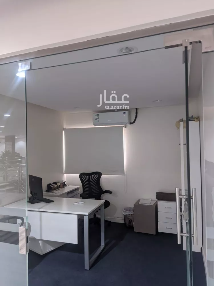 مكتب تجاري للإيجار في شارع طلحة بن مالك, حي الملز, مدينة الرياض, منطقة الرياض صورة 5