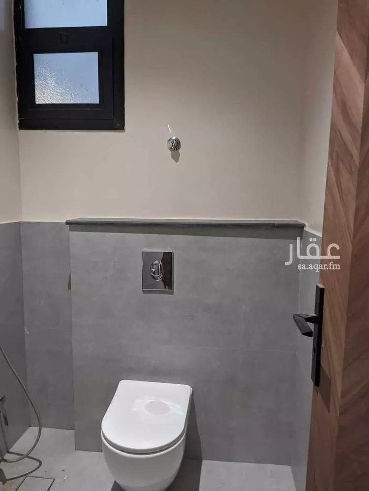 Floor for Rent in Riyadh Al Arid 8