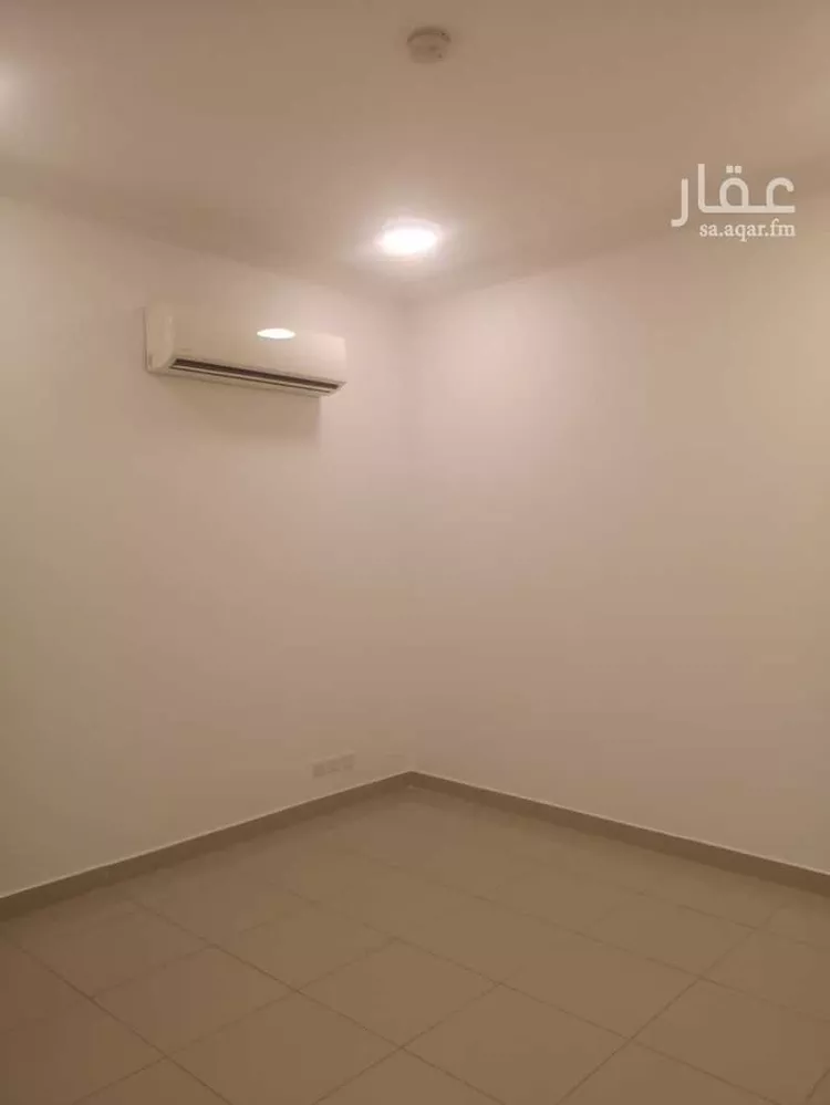 Commercial Office for Rent in Riyadh Al Malaz صورة 3