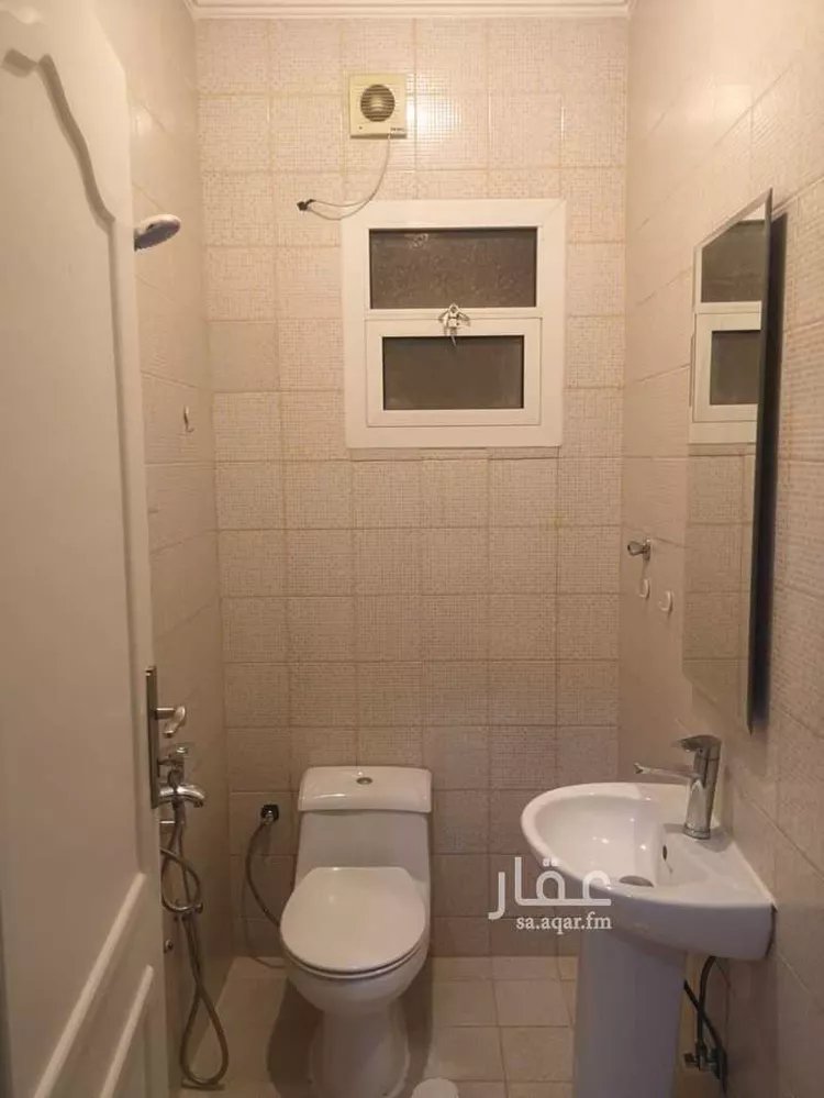 شقة للإيجار في شارع ابن الكعكي, حي الضباط, مدينة الرياض, منطقة الرياض 8
