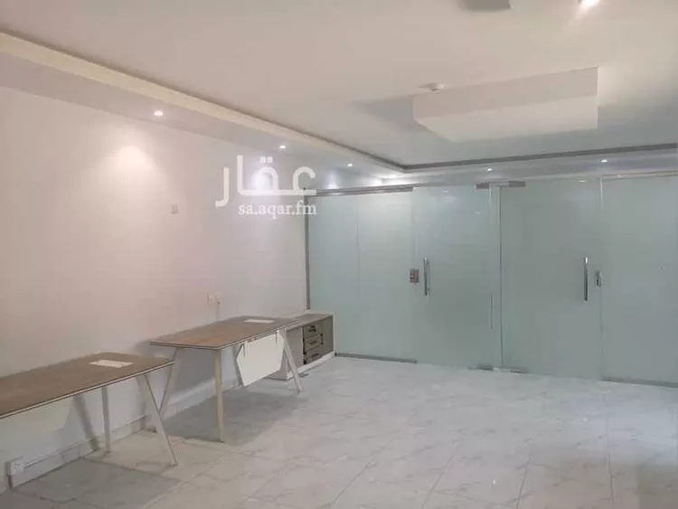 مكتب تجاري للإيجار في شارع الأمير عبدالمحسن بن عبدالعزيز, حي الملز, مدينة الرياض, منطقة الرياض صورة 4