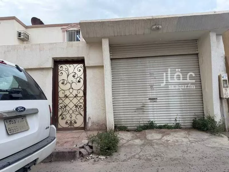 فيلا للبيع في شارع غامد الزناد, حي الملز, مدينة الرياض, منطقة الرياض صورة 2