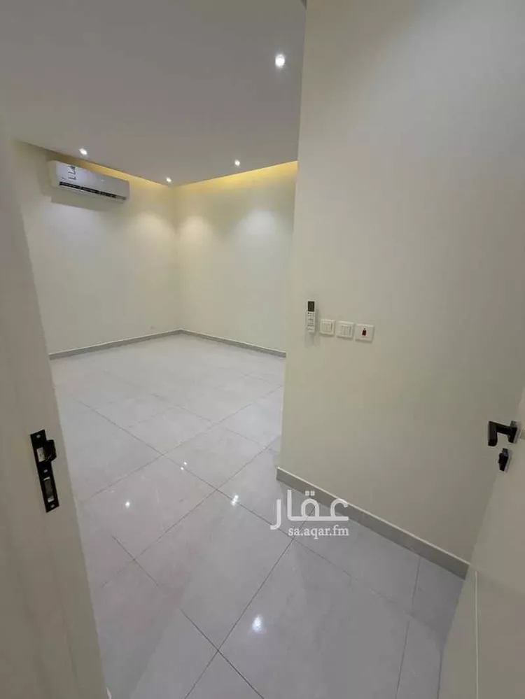 شقة للإيجار في شارع عرفات, حي الملز, مدينة الرياض, منطقة الرياض 12